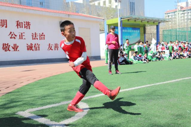 孙铭徽赛后感到不适呕吐 直接赴医院进行检查